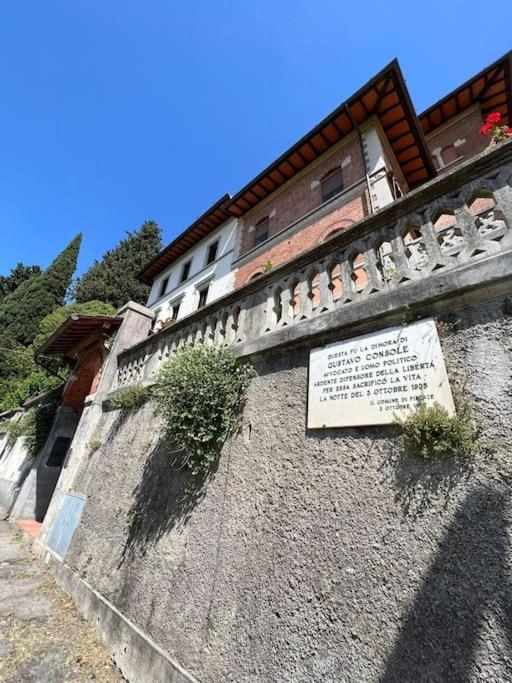 Attico In Villa Storica - Dolcevita Holiday Florens Exteriör bild