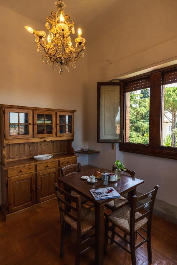 Attico In Villa Storica - Dolcevita Holiday Florens Exteriör bild