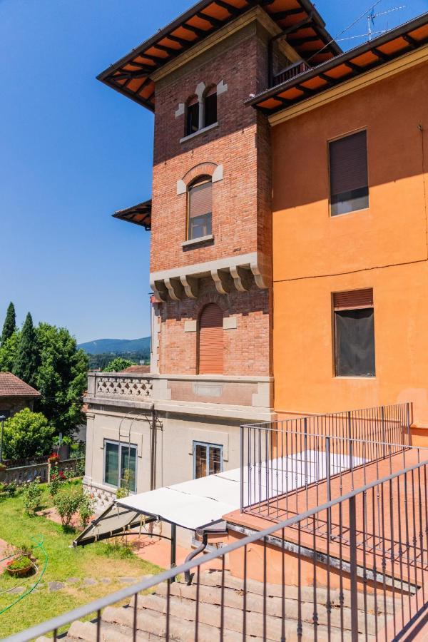 Attico In Villa Storica - Dolcevita Holiday Florens Exteriör bild