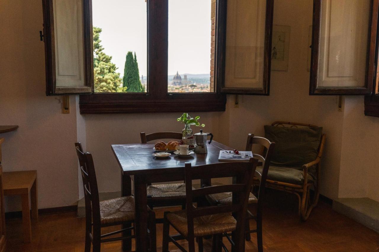 Attico In Villa Storica - Dolcevita Holiday Florens Exteriör bild