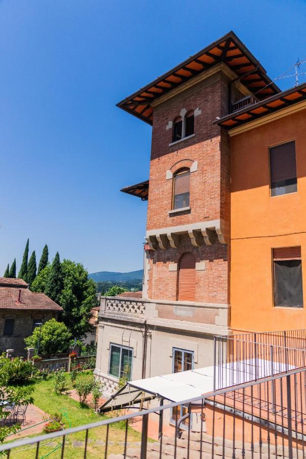 Attico In Villa Storica - Dolcevita Holiday Florens Exteriör bild